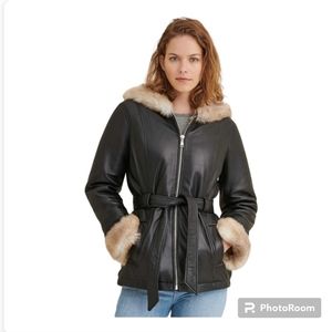 Wilsons  vintage Genevieve belted brown leather coat size Small